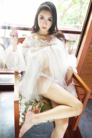 裸体宫女跪侍皇上h