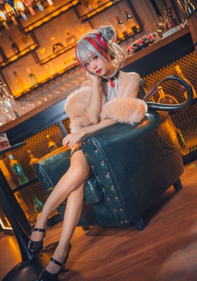 新婚不久和上司出差中出